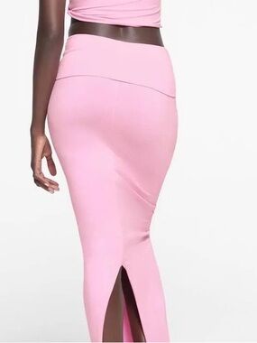 Skims 2x skirt